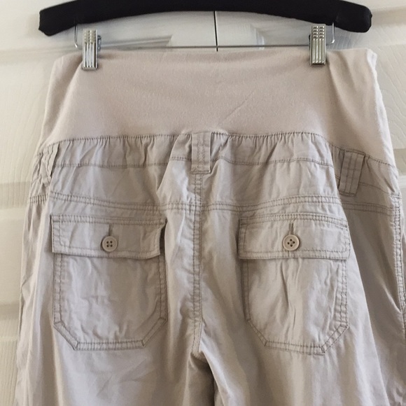 Thyme Maternity Ladies Cargo Capris Beige Size Large - Picture 7 of 14